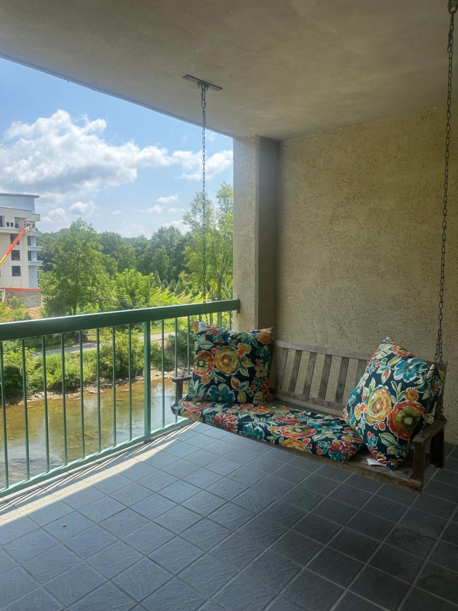 River Place Condos Riverside #309 1Bd Пиджен Фордж Екстериор снимка